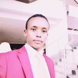 Meet your Posher, Amiira